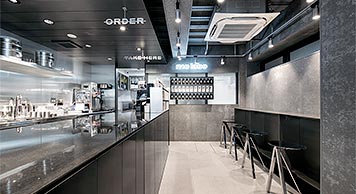 パガーニのショールーム店舗リフォーム
